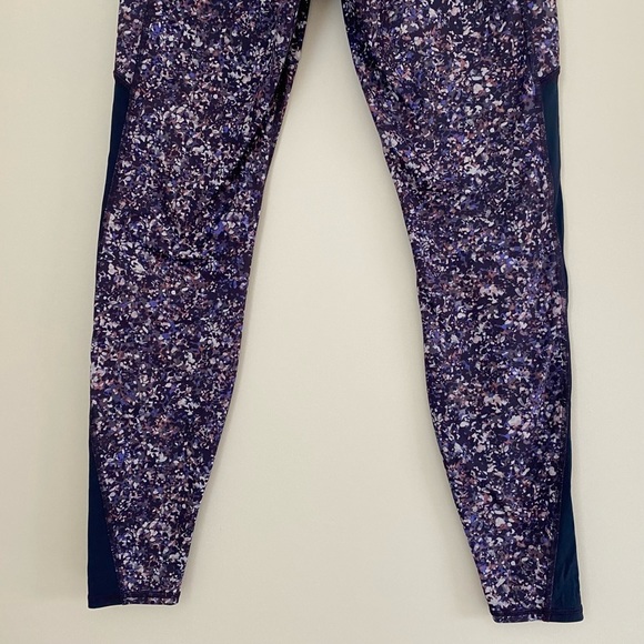 Athleta Rainier Printed Mesh Tight
Leggings Small Sandstone Navy Blue Purple S - Picture 14 of 15